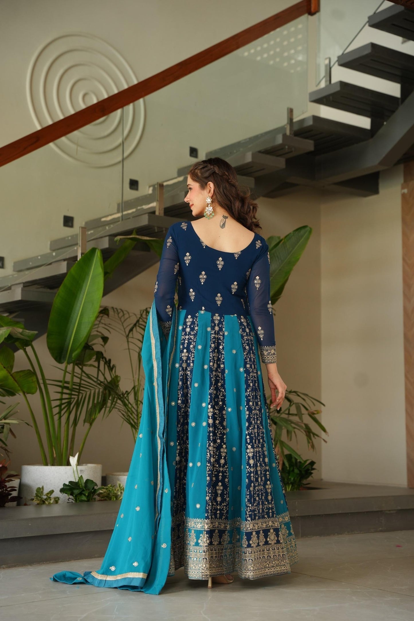 Elegant Traditionalist Anarkali Gown