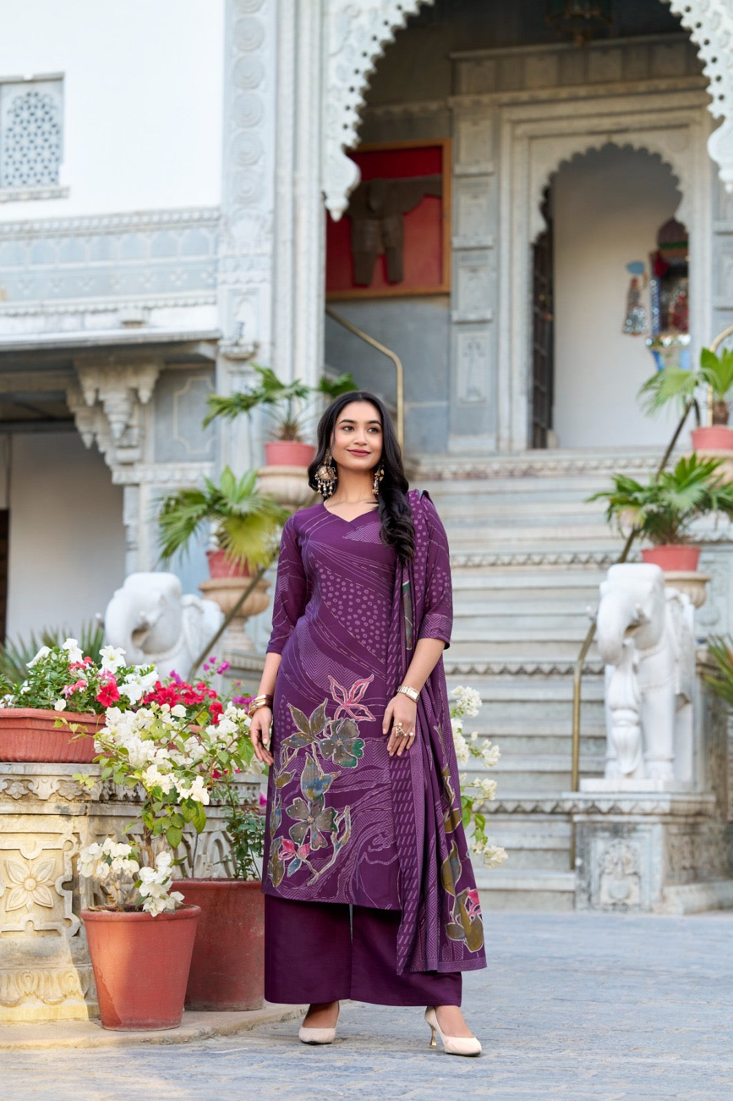 Beads meet blooms in this stunning salwar suit