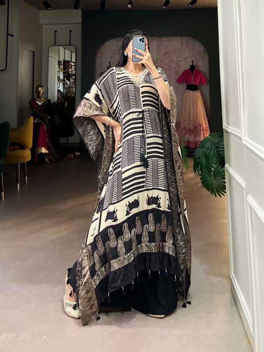 Pure Viscose Zari Border Kaftan