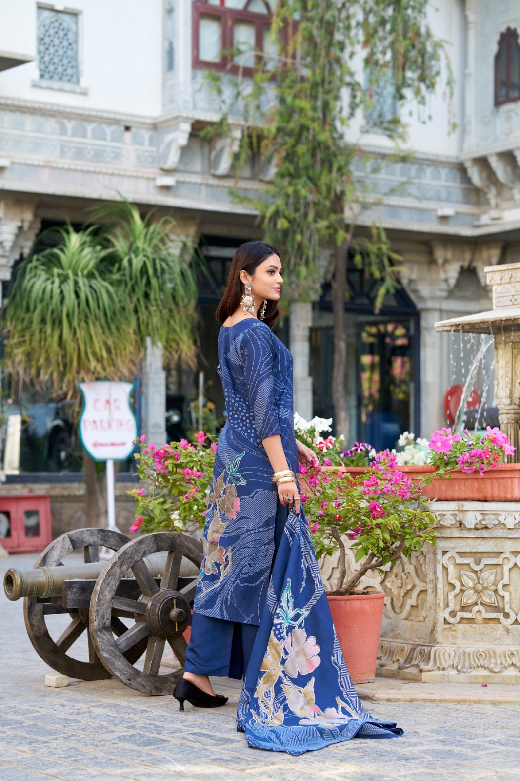 Beads meet blooms in this stunning salwar suit