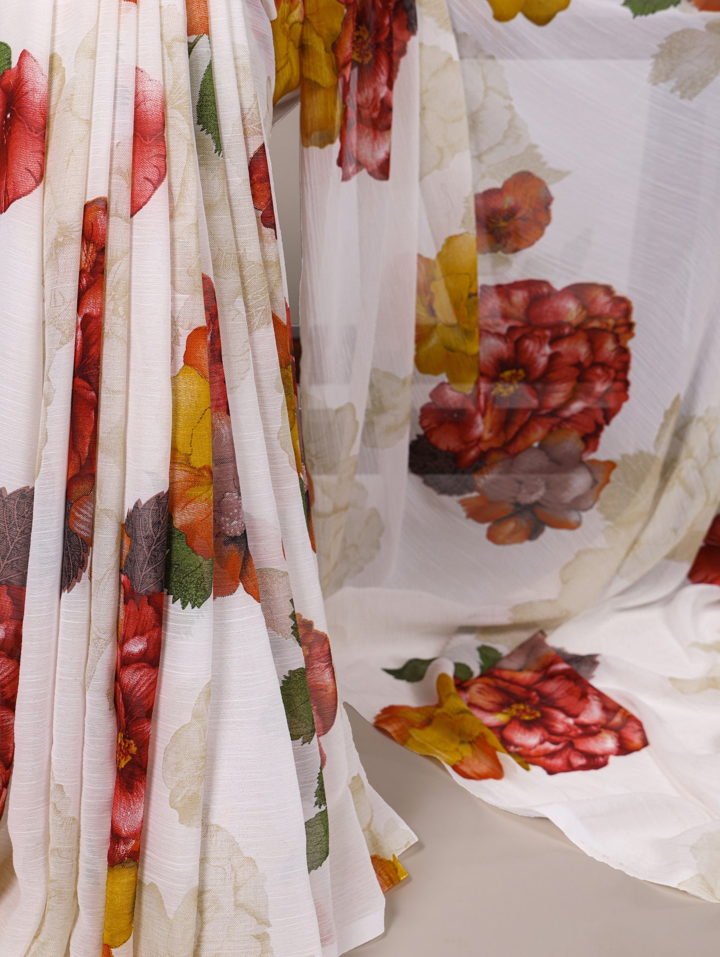 Chiffon Floral Printed Saree with Stitched Banglory Blouse