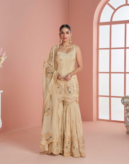 Dramatic flowing volume with intricate designs