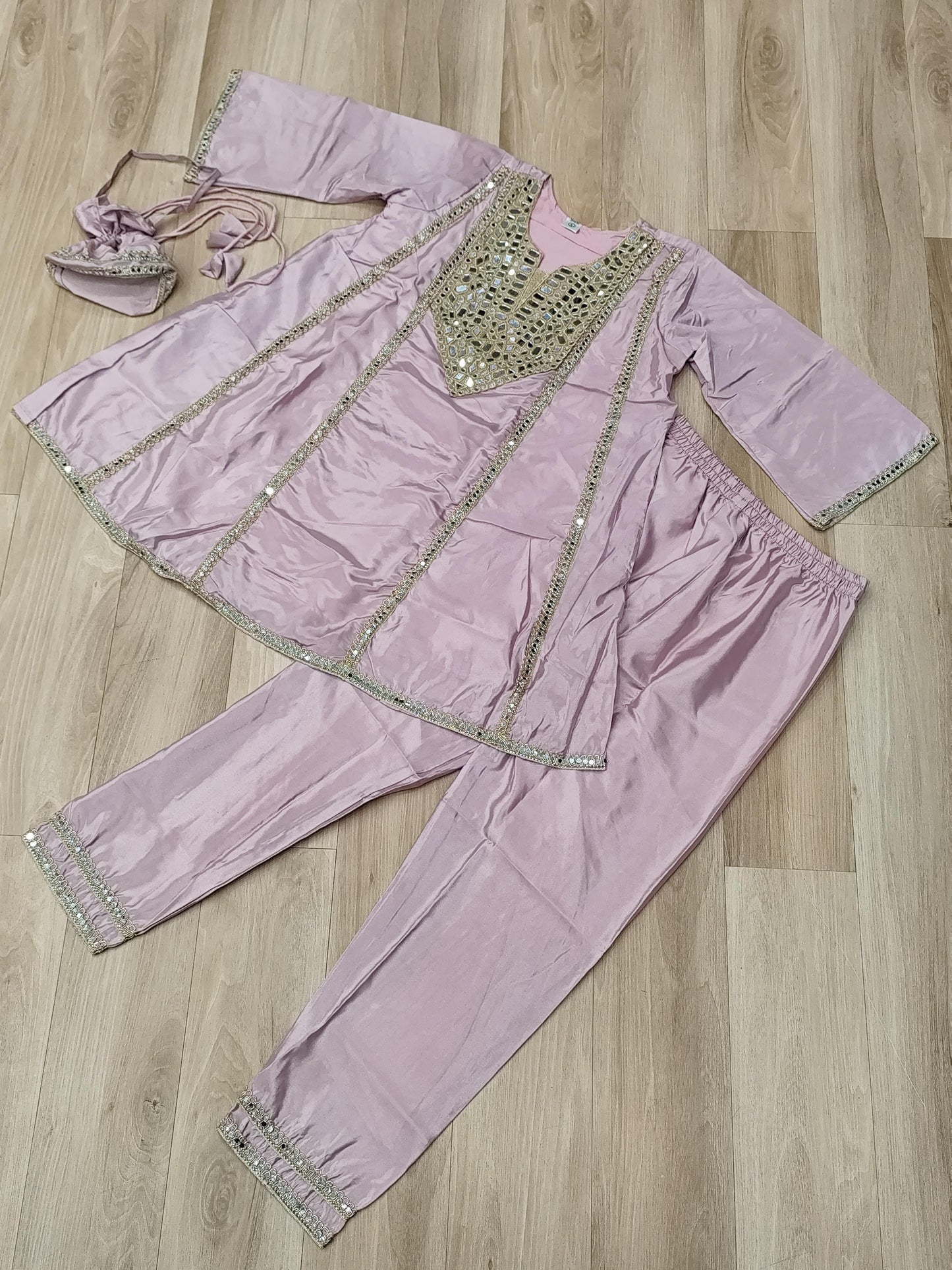Premium Mirror Work Kurti Pant Set with Bell Sleeves & Batwa